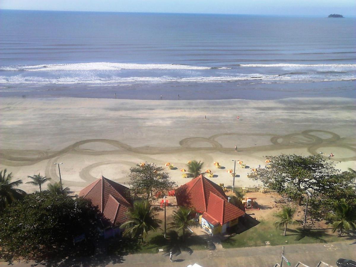 Apto Frente Ao Mar Peruíbe Buitenkant foto